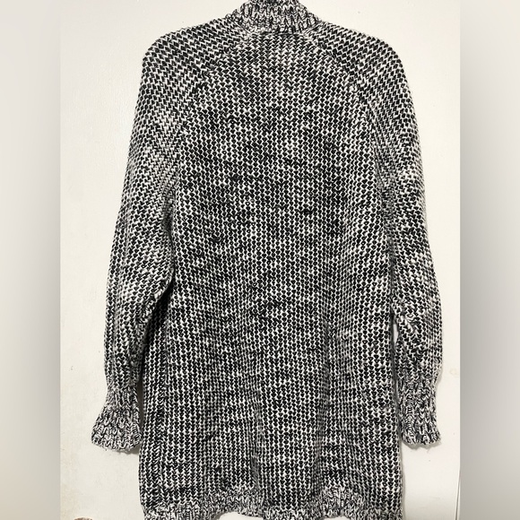 Chunky Knit Cardigan - Picture 2 of 4